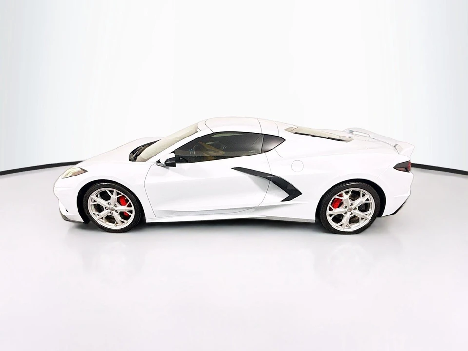 2021 Chevrolet Corvette C8 - Image 2 of 11