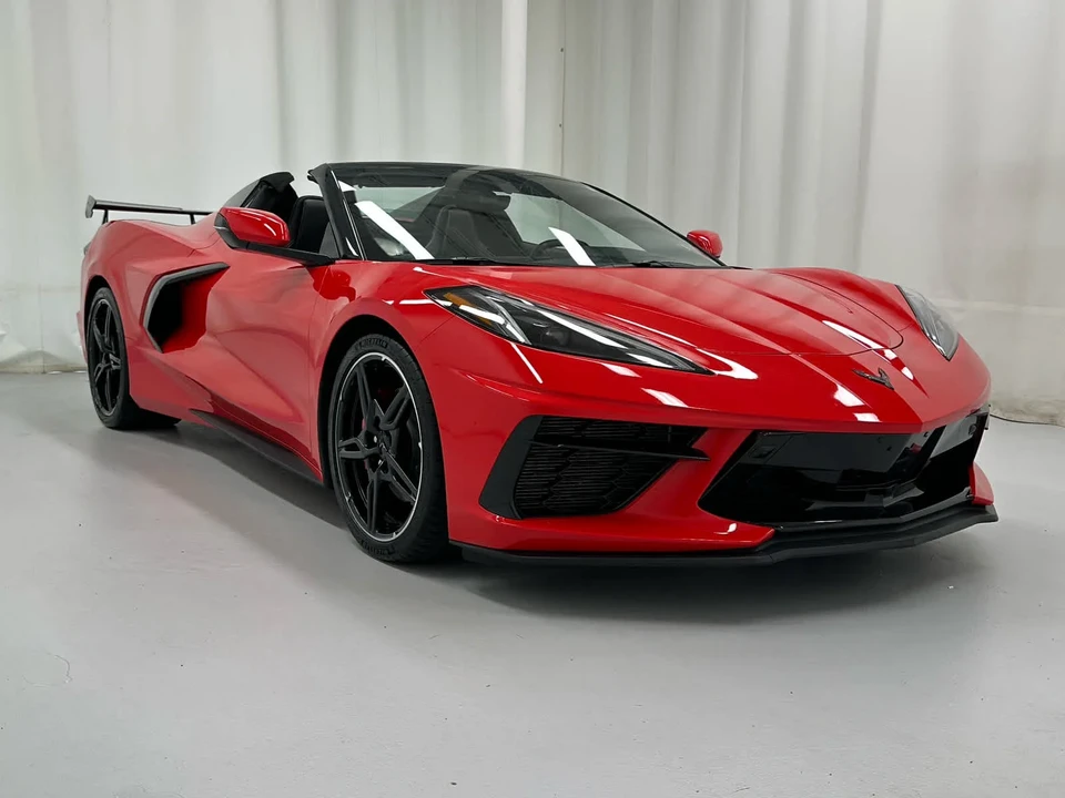 2021 Chevrolet Corvette C8 - Image 2 of 31