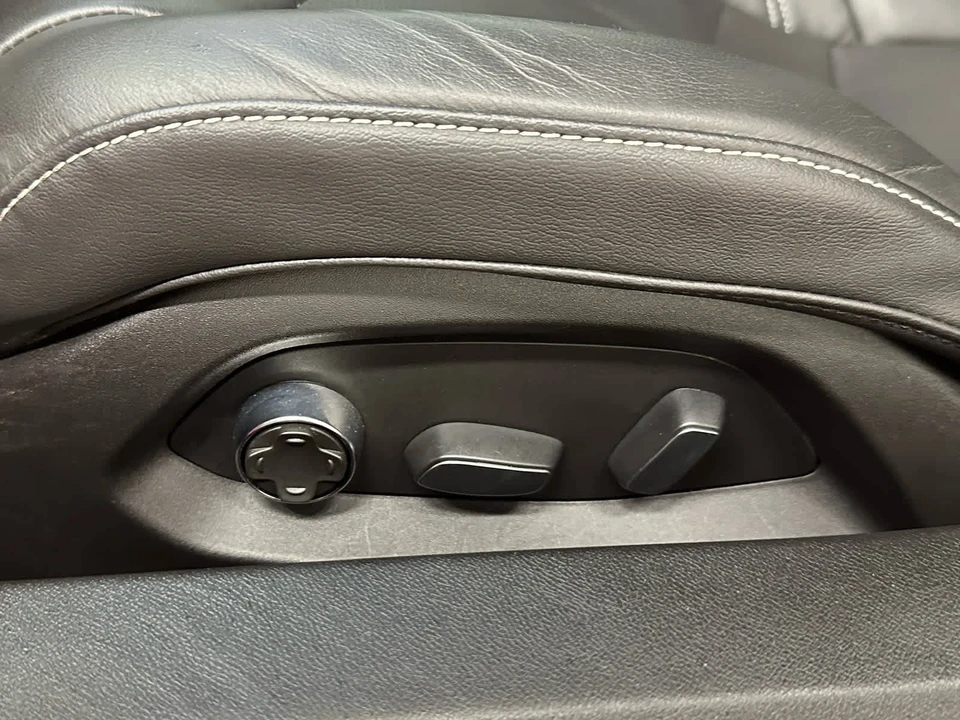 2021 Chevrolet Corvette C8 - Image 19 of 31