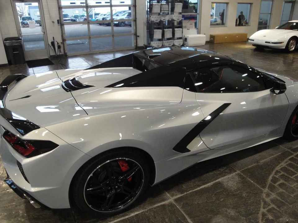 2021 Chevrolet Corvette C8 - Image 3 of 12