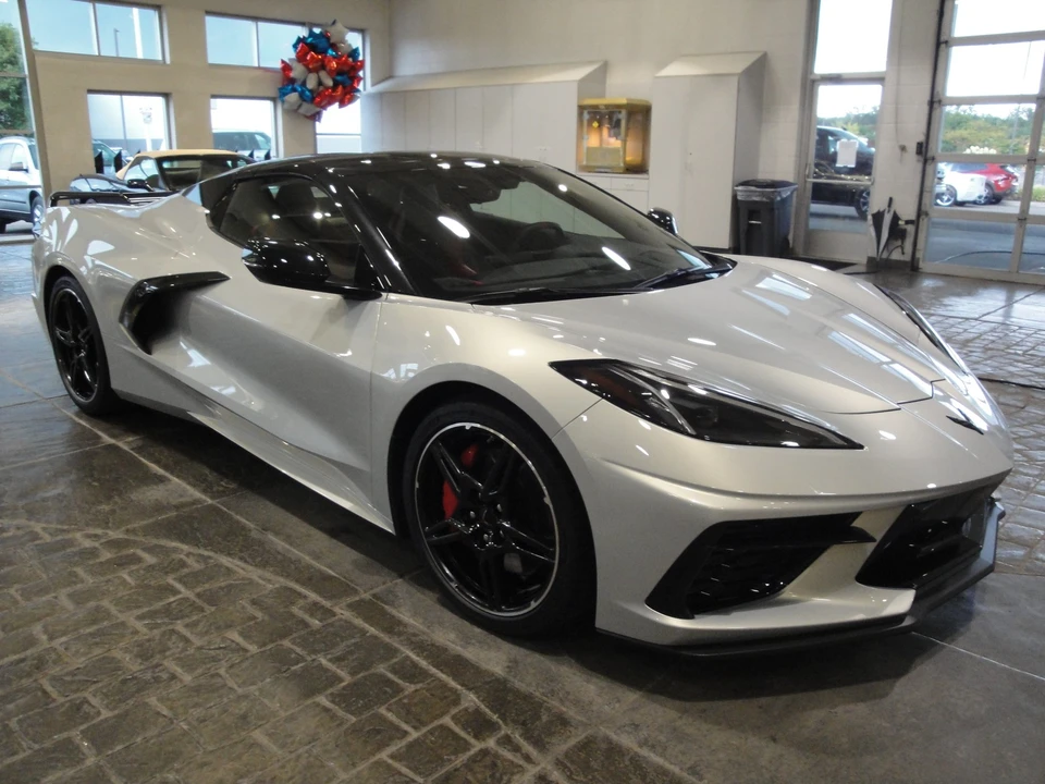 2021 Chevrolet Corvette C8 - Image 8 of 12