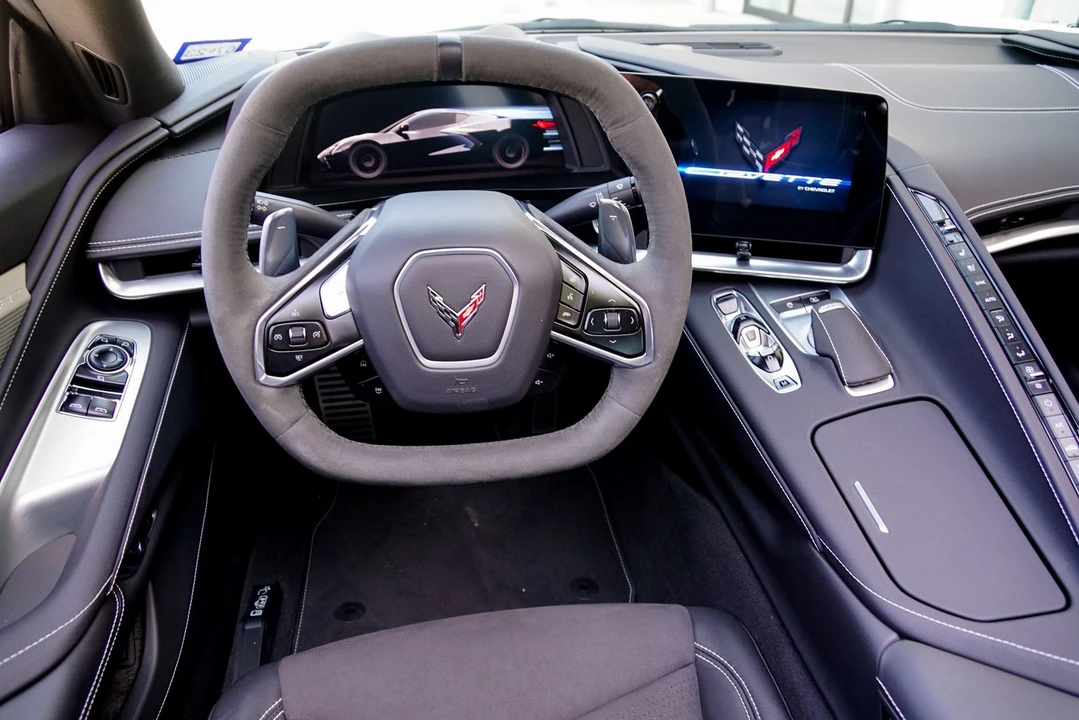 2021 Chevrolet Corvette C8 - Image 18 of 31
