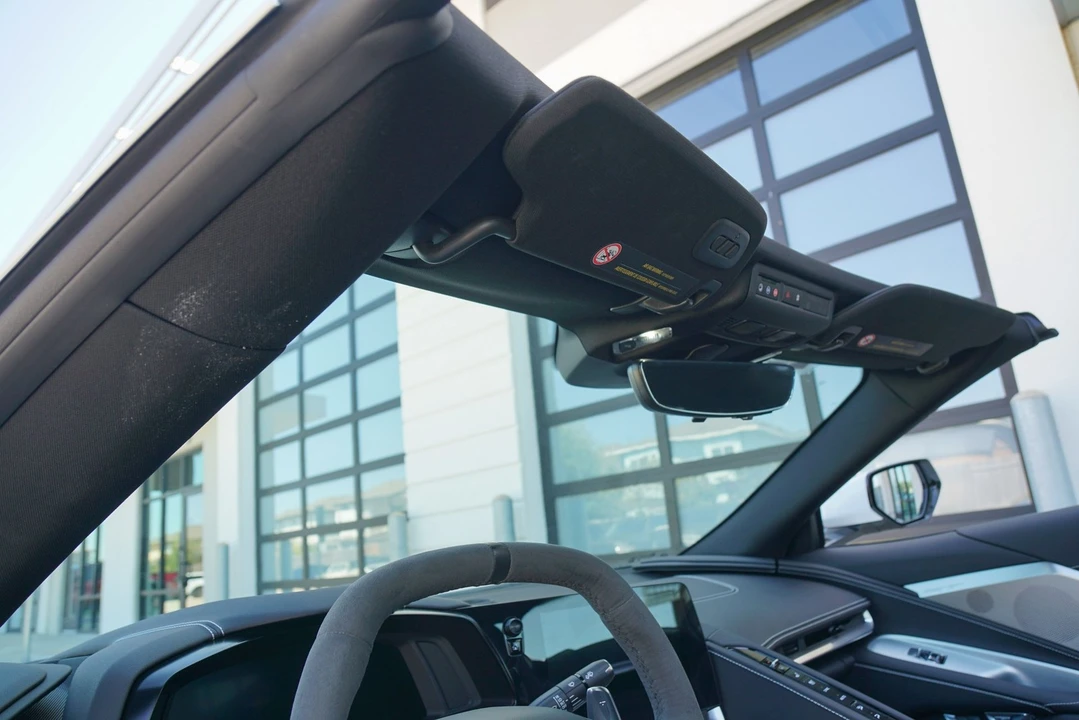 2021 Chevrolet Corvette C8 - Image 19 of 31