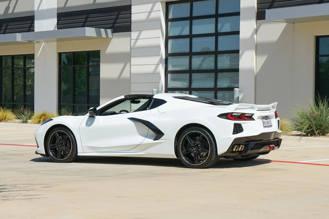 2021 Chevrolet Corvette C8 - Image 5 of 31