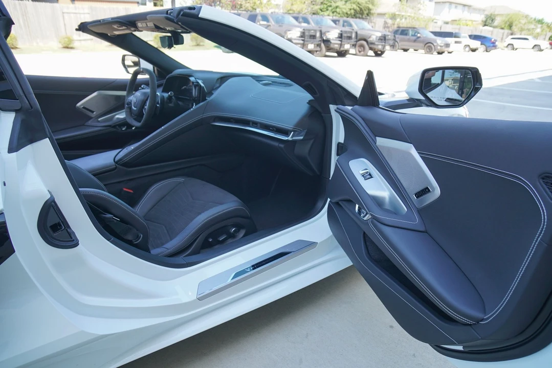 2021 Chevrolet Corvette C8 - Image 28 of 31