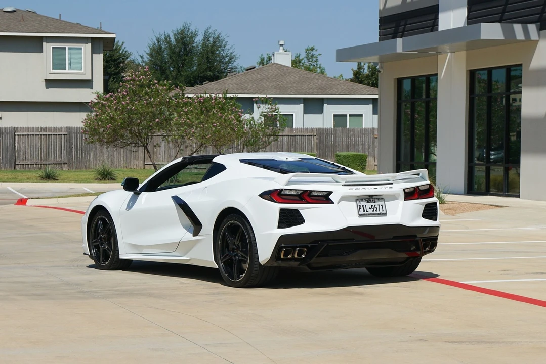2021 Chevrolet Corvette C8 - Image 7 of 31