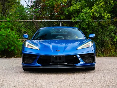 2021 Chevrolet Corvette C8 - Image 2 of 15
