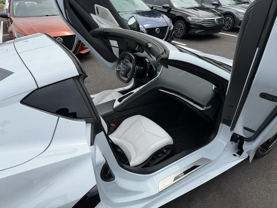 2021 Chevrolet Corvette C8 - Image 14 of 31