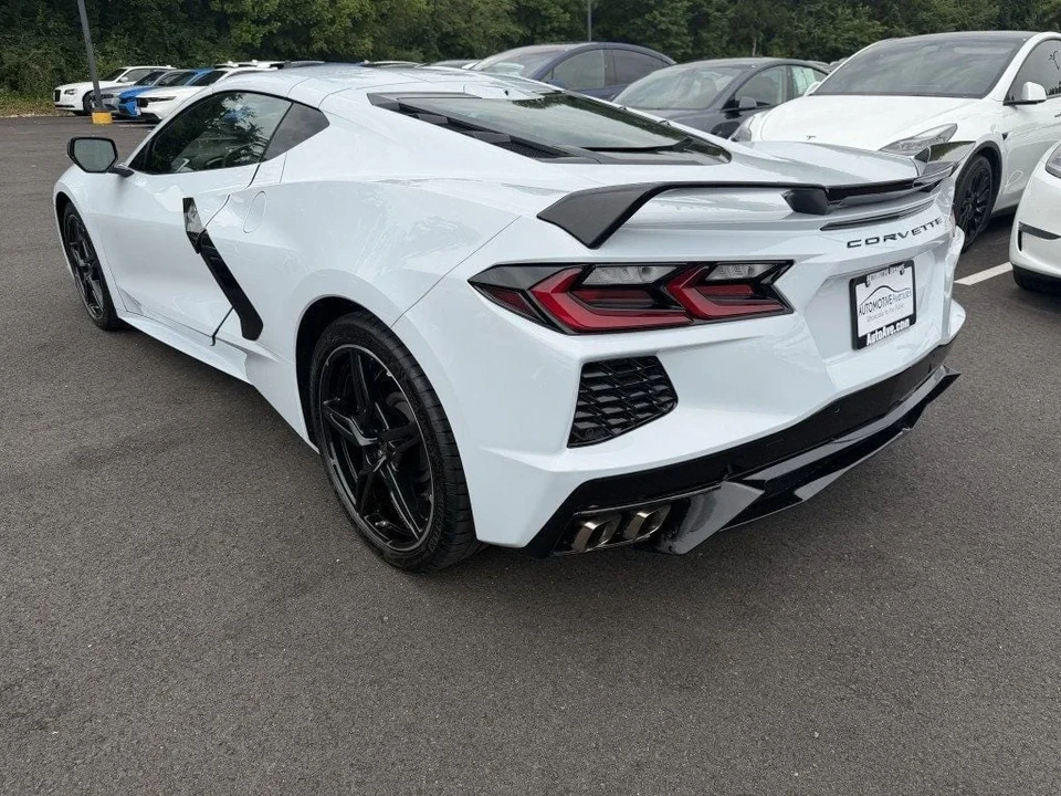 2021 Chevrolet Corvette C8 - Image 12 of 31