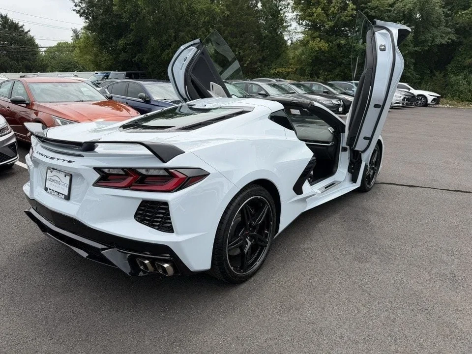 2021 Chevrolet Corvette C8 - Image 8 of 31