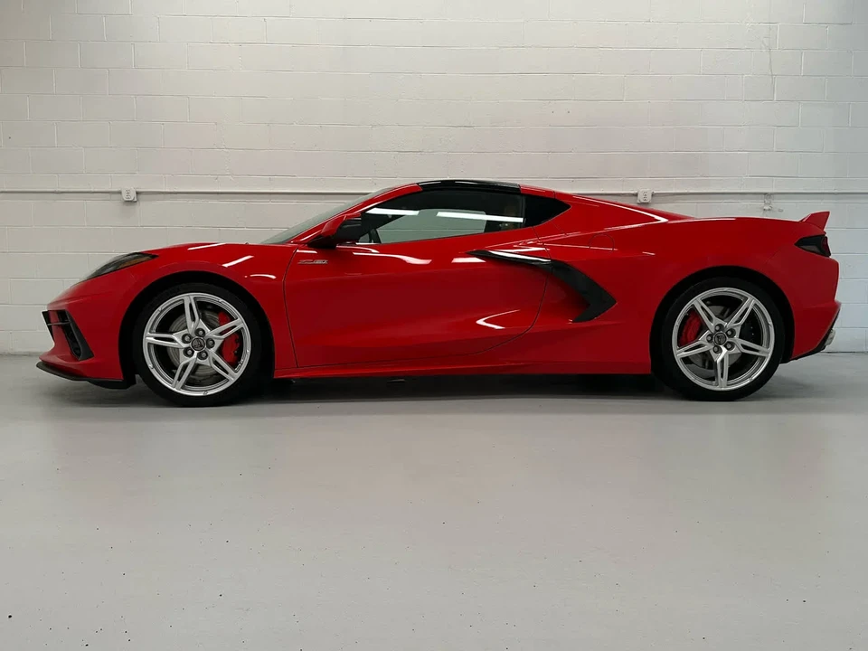 2021 Chevrolet Corvette C8 - Image 3 of 31