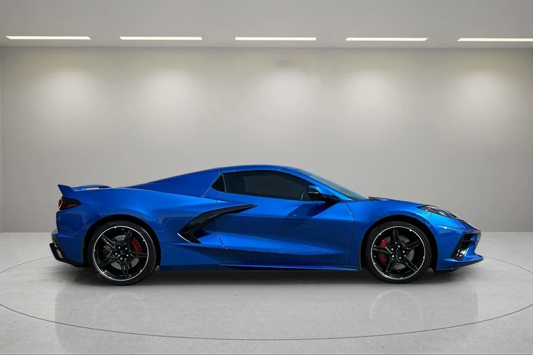 2021 Chevrolet Corvette C8 - Image 3 of 12