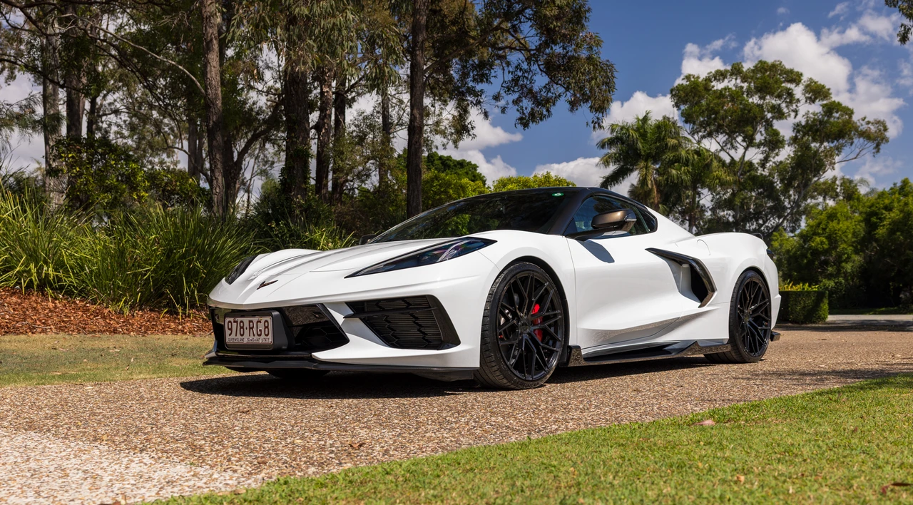 2021 Chevrolet Corvette C8 - Image 17 of 31