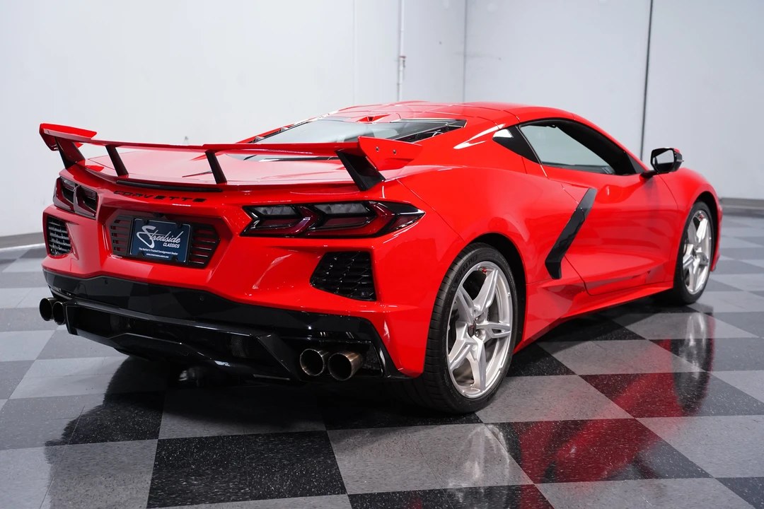 2021 Chevrolet Corvette C8 - Image 10 of 31