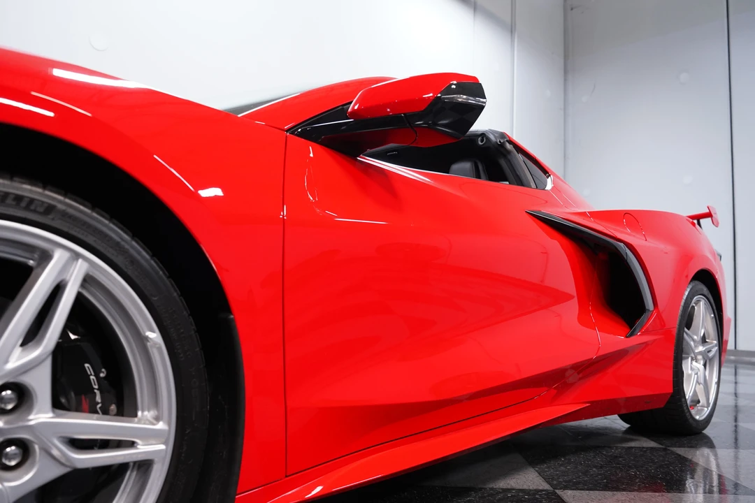 2021 Chevrolet Corvette C8 - Image 19 of 31