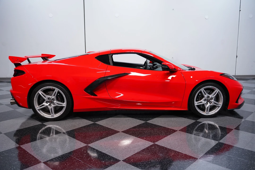 2021 Chevrolet Corvette C8 - Image 12 of 31