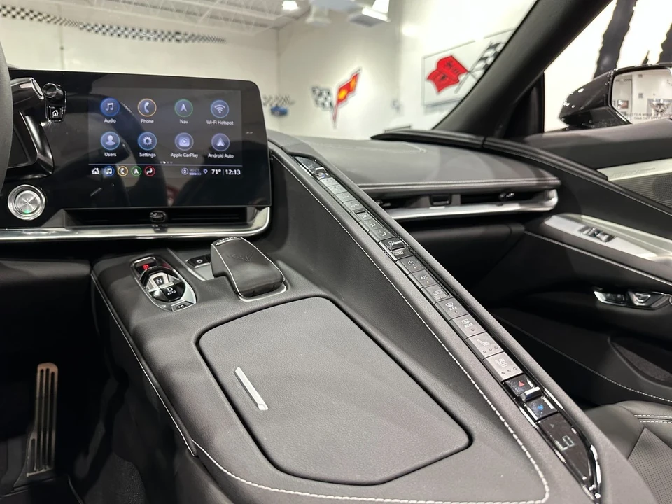 2021 Chevrolet Corvette C8 - Image 16 of 20