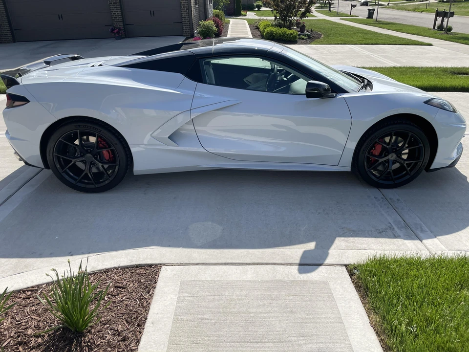 2021 Chevrolet Corvette C8 - Image 18 of 31