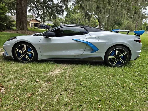 2021 Chevrolet Corvette Convertible 2D
