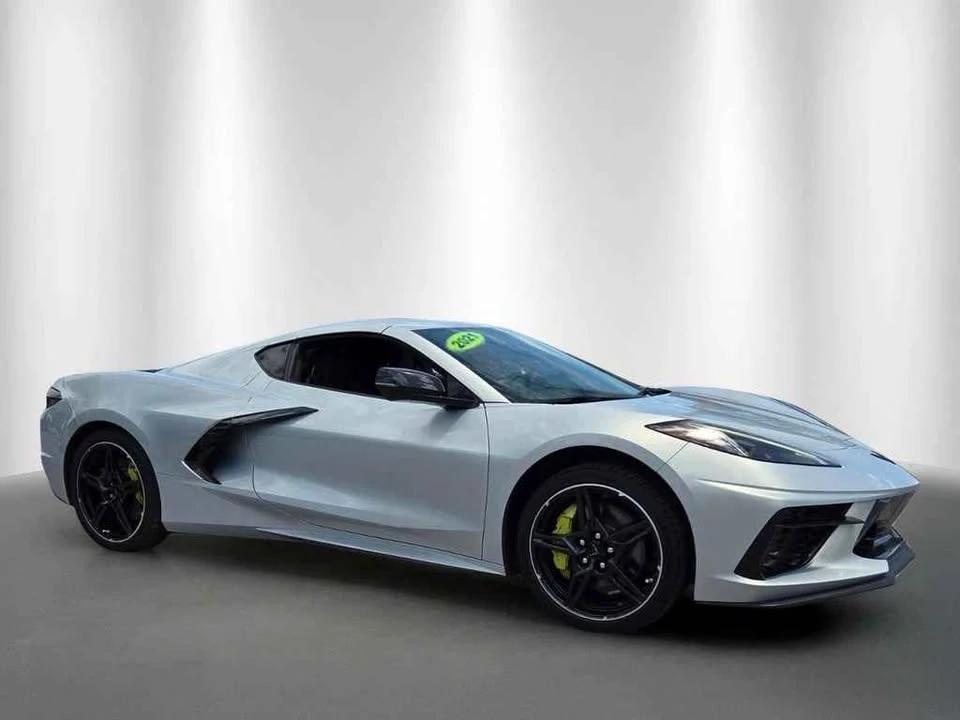 2021 Chevrolet Corvette C8 - Image 3 of 8