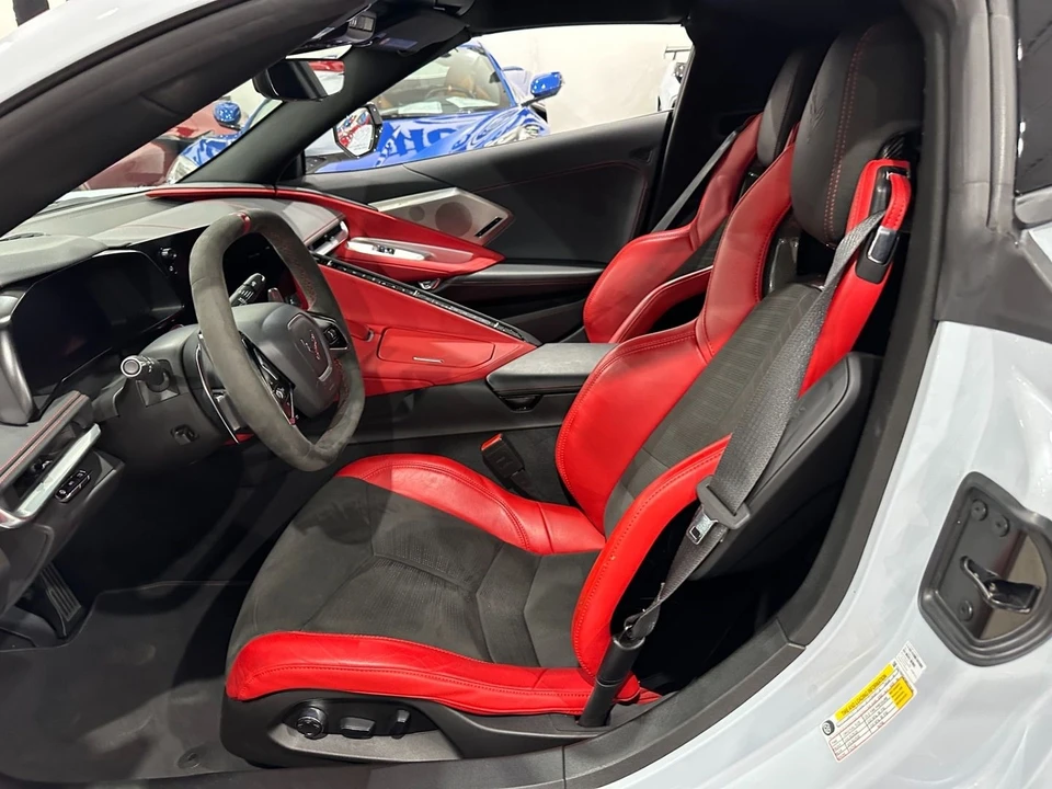 2021 Chevrolet Corvette C8 - Image 18 of 21
