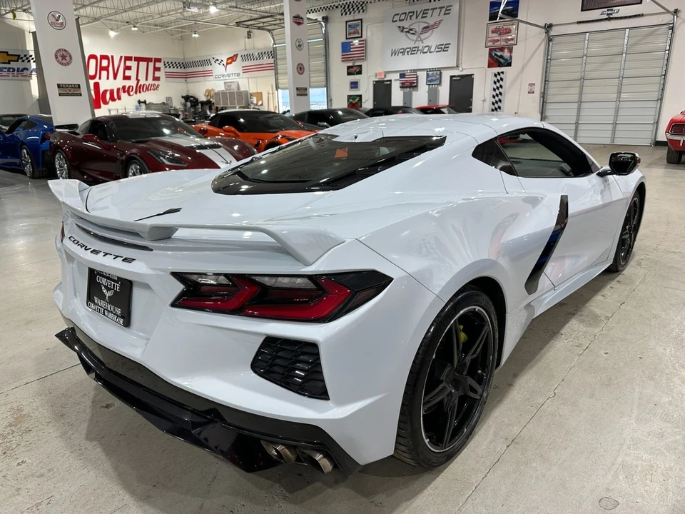 2021 Chevrolet Corvette C8 - Image 7 of 11