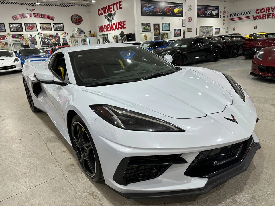 2021 Chevrolet Corvette C8 - Image 5 of 11