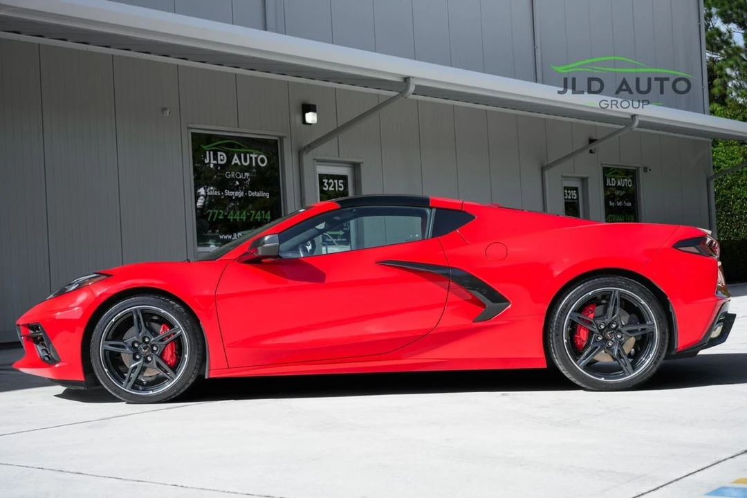 2021 Chevrolet Corvette C8 - Image 3 of 21