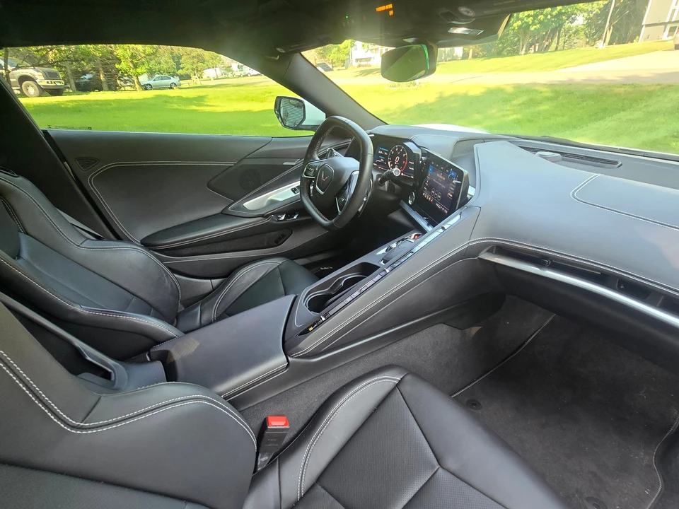2021 Chevrolet Corvette C8 - Image 9 of 15