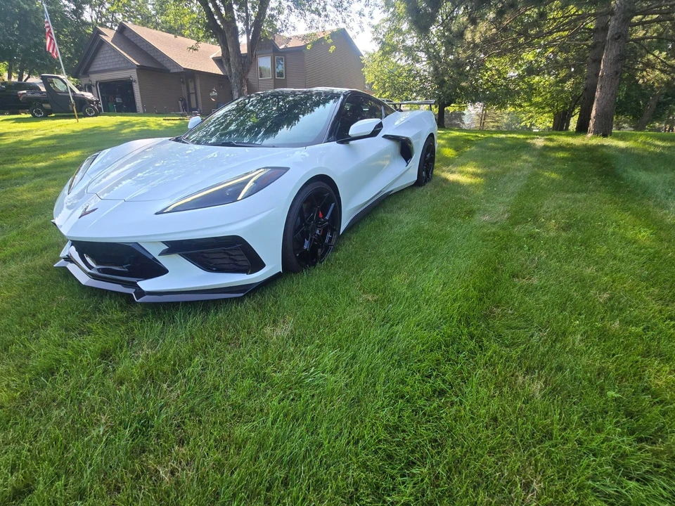2021 Chevrolet Corvette C8 - Image 3 of 15
