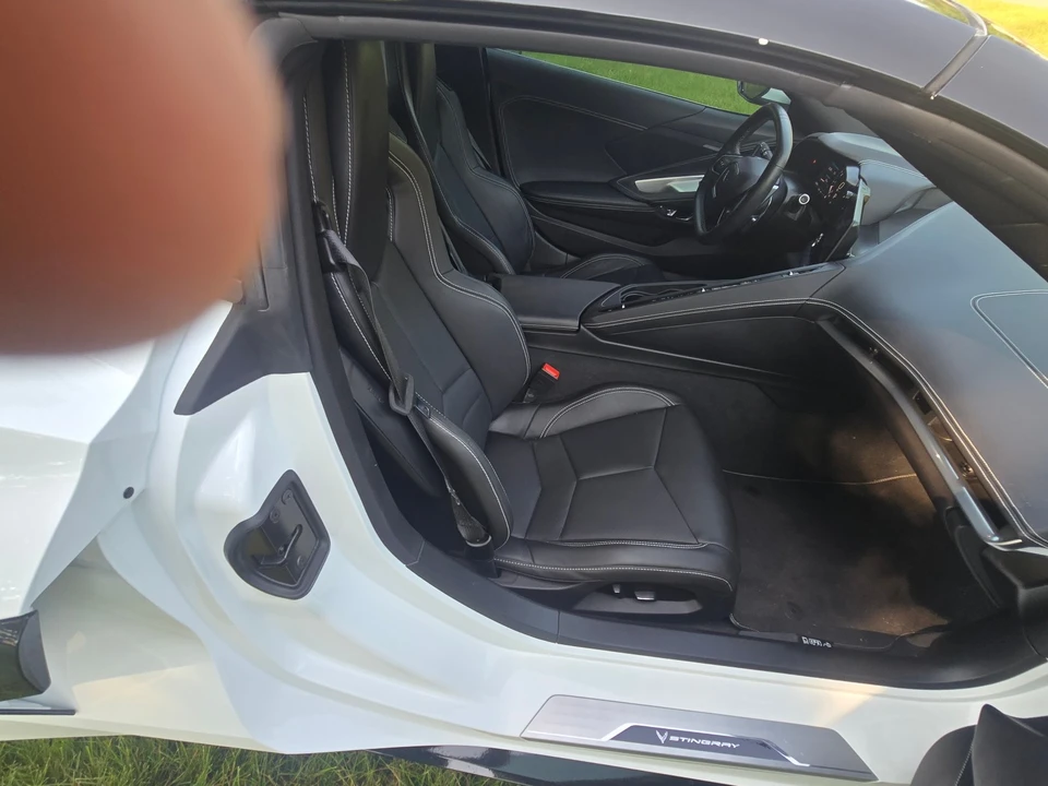 2021 Chevrolet Corvette C8 - Image 10 of 15