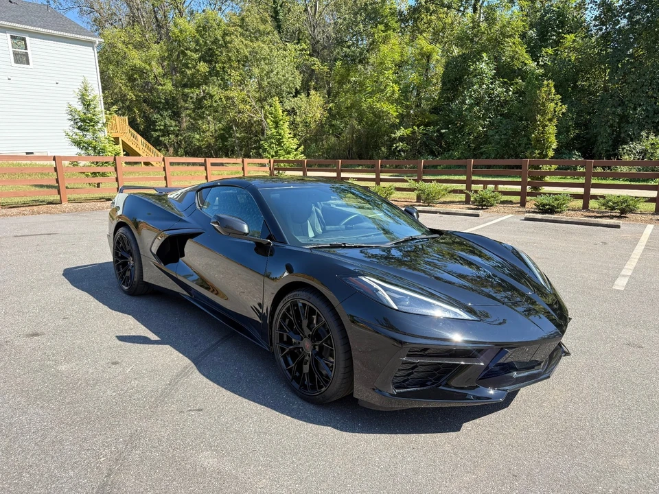 2021 Chevrolet Corvette C8 - Image 2 of 10