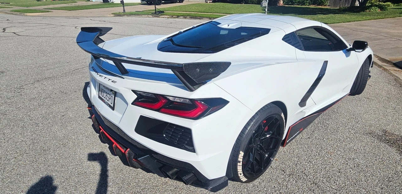 2021 Chevrolet Corvette C8 - Image 5 of 31