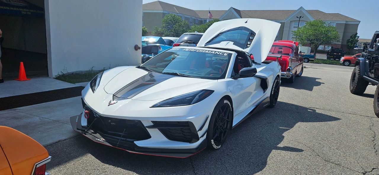 2021 Chevrolet Corvette C8 - Image 10 of 31