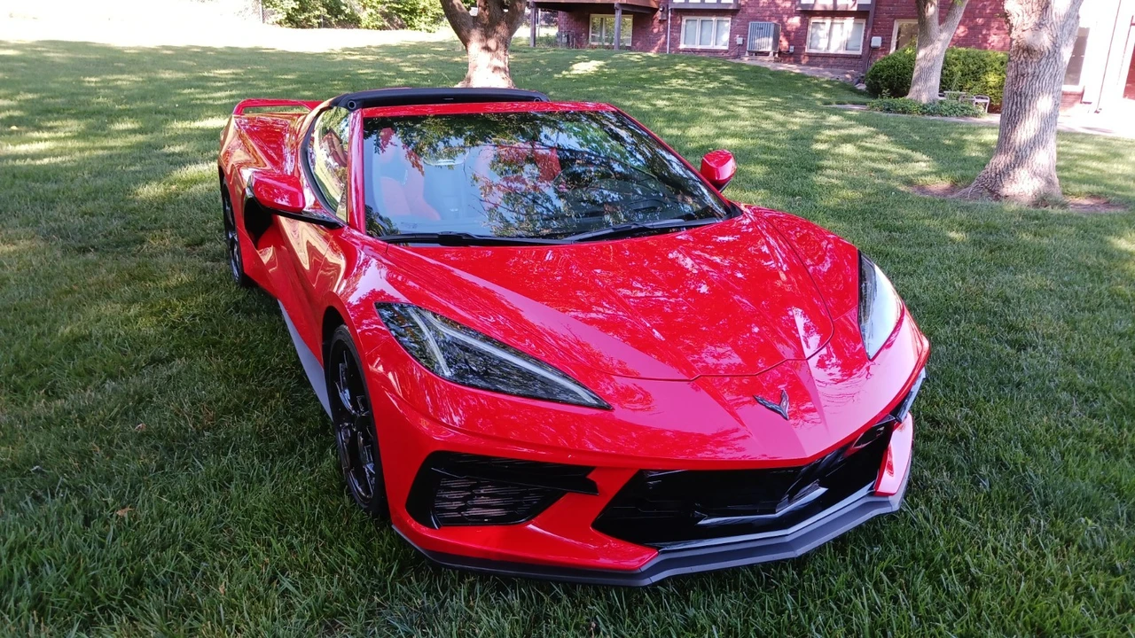 2021 Chevrolet Corvette C8 - Image 14 of 31