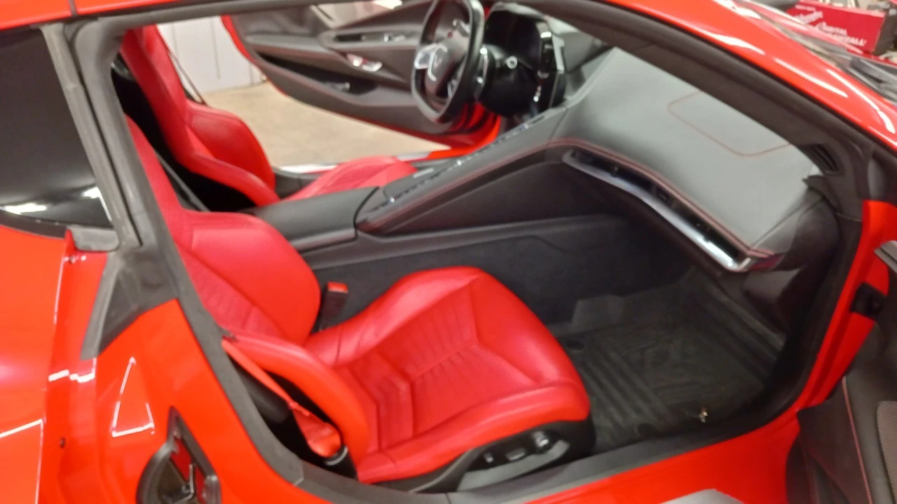 2021 Chevrolet Corvette C8 - Image 6 of 31
