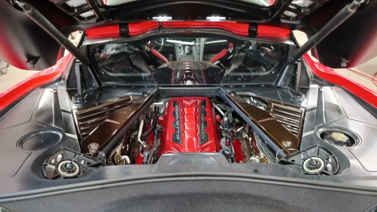 2021 Chevrolet Corvette C8 - Image 10 of 31