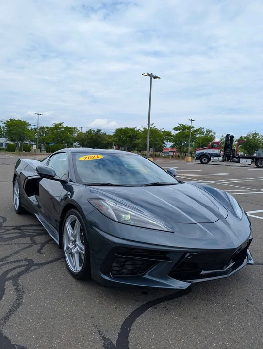 2021 Chevrolet Corvette C8 - Image 2 of 10