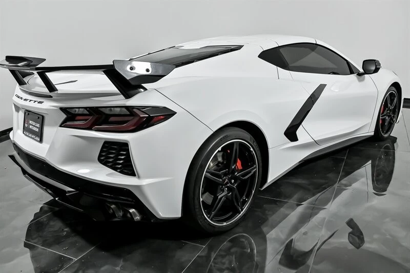 2021 Chevrolet Corvette C8 - Image 11 of 21