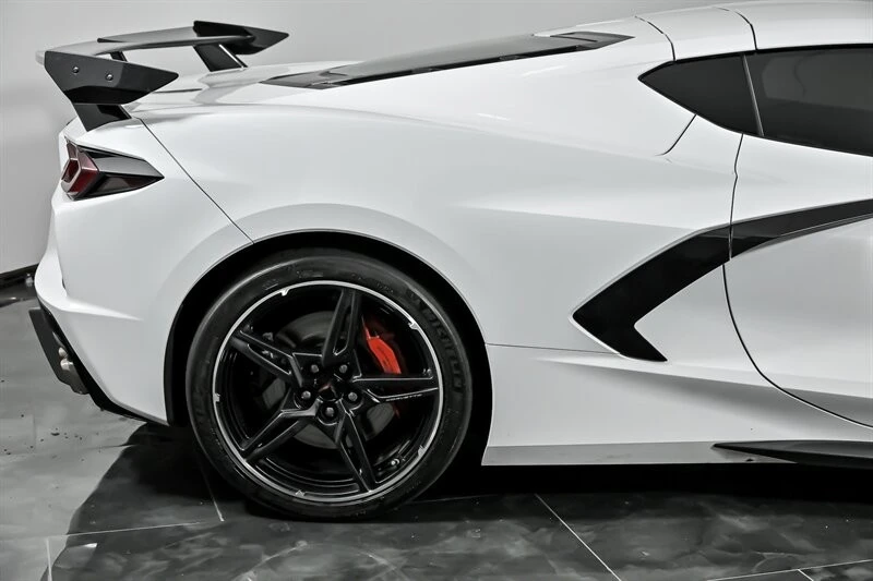 2021 Chevrolet Corvette C8 - Image 12 of 21