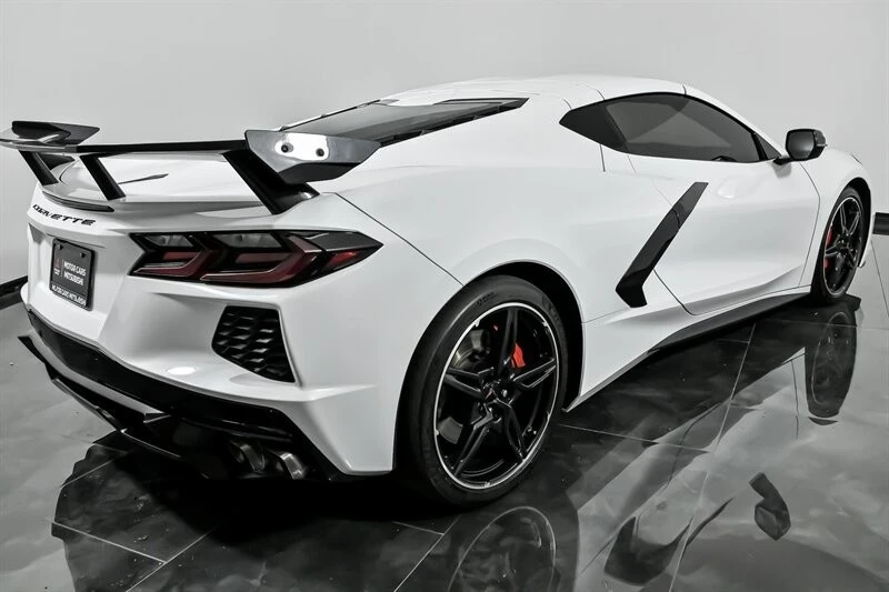 2021 Chevrolet Corvette C8 - Image 11 of 21