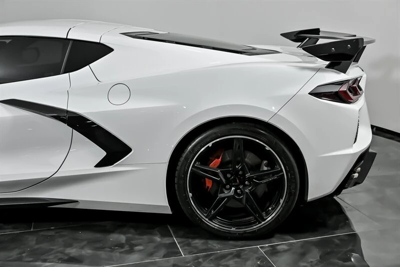 2021 Chevrolet Corvette C8 - Image 8 of 21