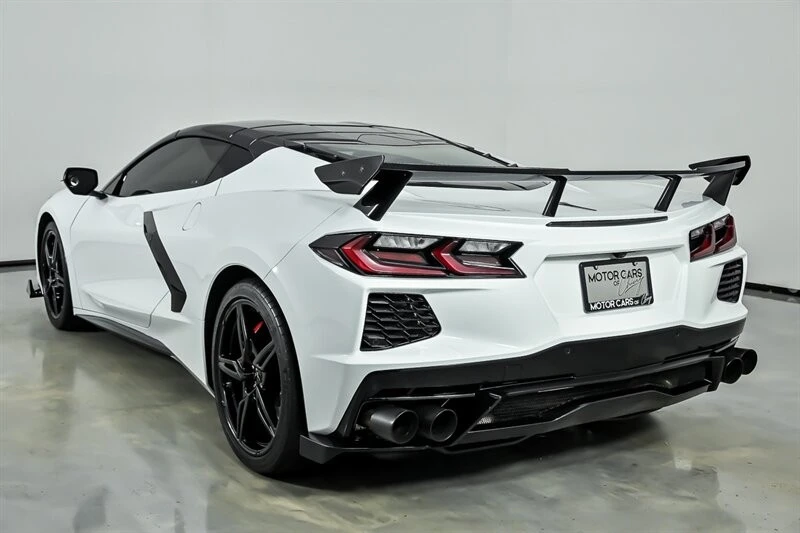 2021 Chevrolet Corvette C8 - Image 8 of 31