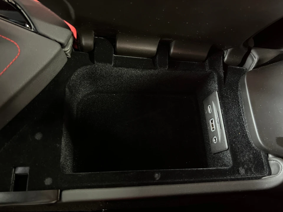 2021 Chevrolet Corvette C8 - Image 13 of 31