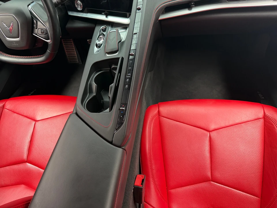 2021 Chevrolet Corvette C8 - Image 8 of 31