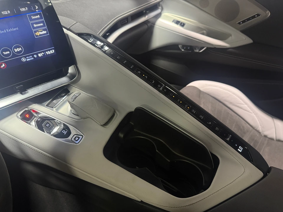 2021 Chevrolet Corvette C8 - Image 2 of 31