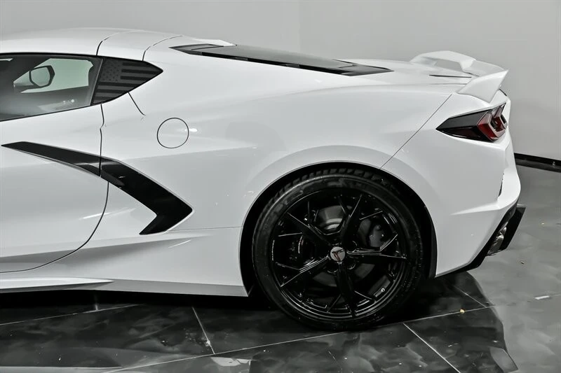 2021 Chevrolet Corvette C8 - Image 8 of 21