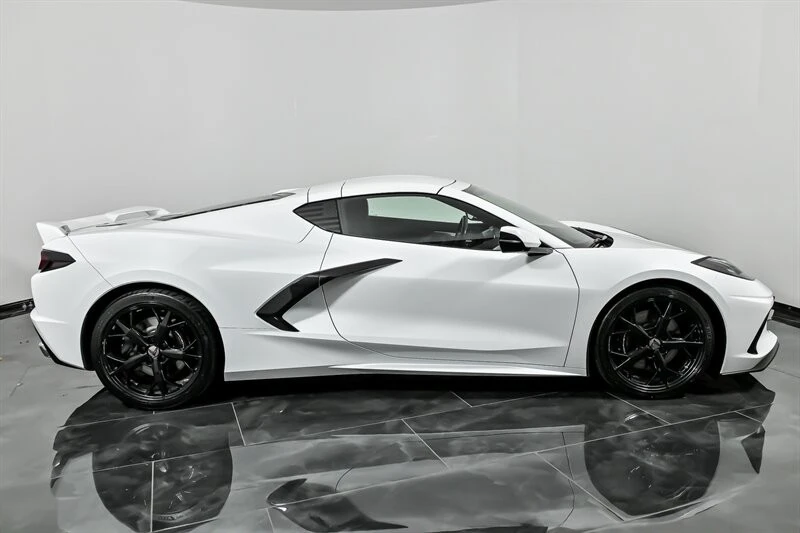 2021 Chevrolet Corvette C8 - Image 13 of 21