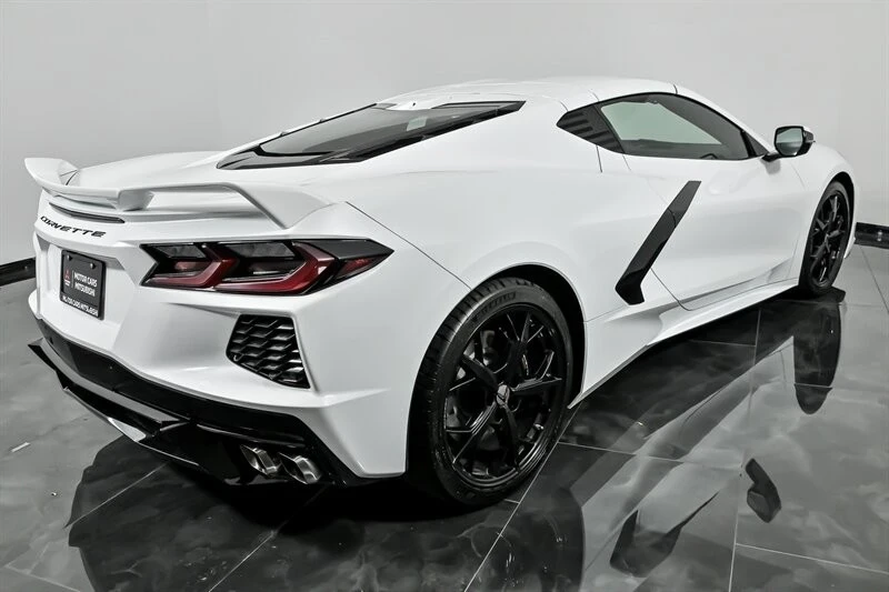 2021 Chevrolet Corvette C8 - Image 11 of 21