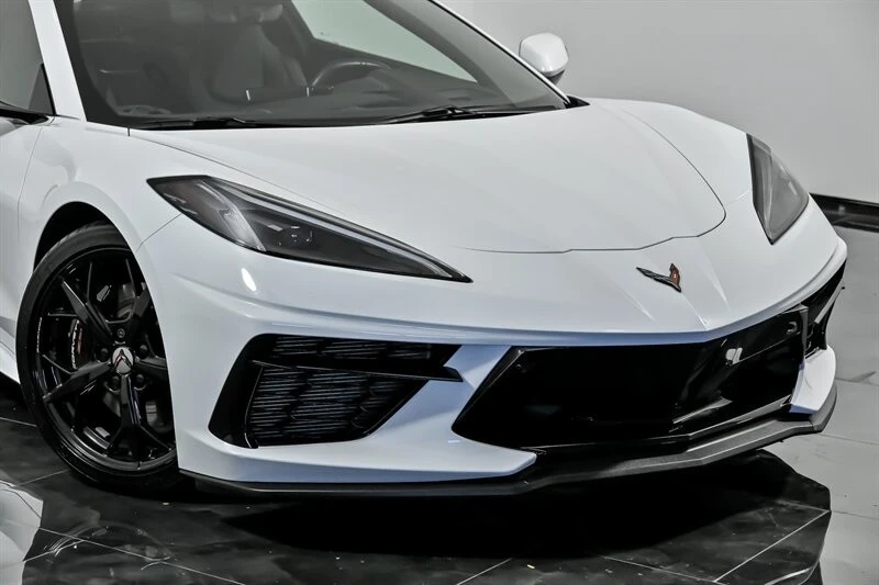 2021 Chevrolet Corvette C8 - Image 2 of 21